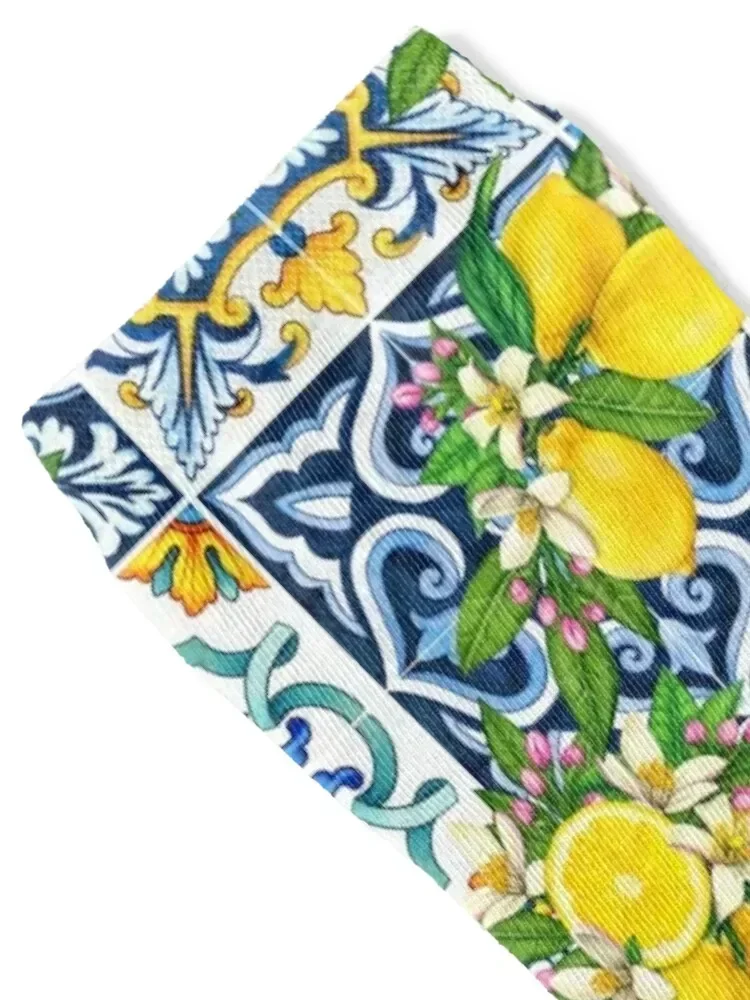 Яркие средиземноморские сицилийские носки из плитки с цитрусовыми и лимонами