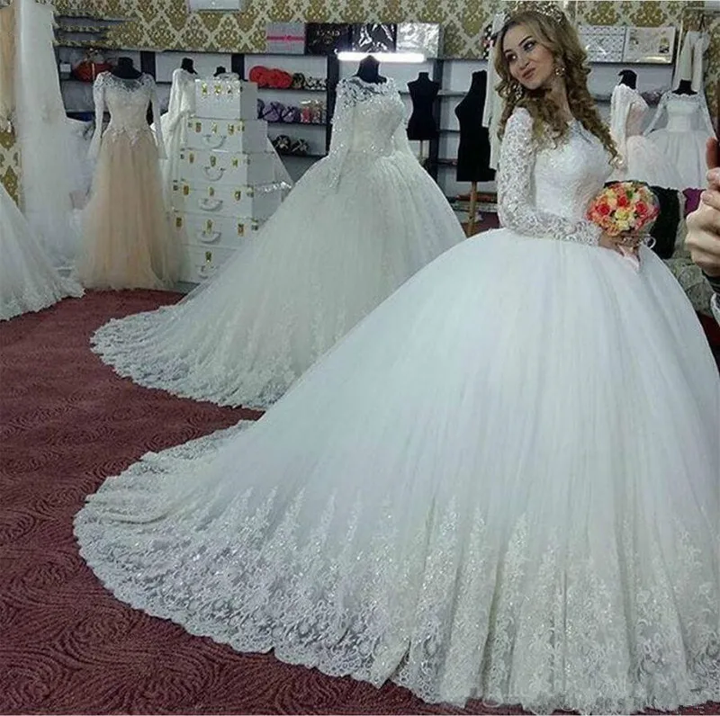 

Vintage Long Sleeves Lace Ball Gown Wedding Dresses Illusion Neck Long Sleeve Court Train Plus Size Wedding Bridal Gown