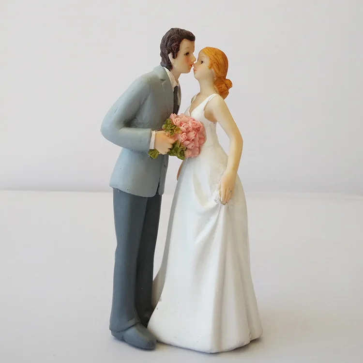 

2021 Cake Toppers Dolls Bride and Groom Figurines Funny Wedding Cake Toppers Stand Topper Decoration Supplies Marry Figurine