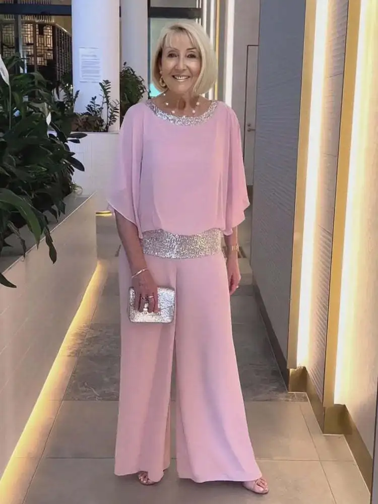 Женский костюм-двойка с рукавами летучая мышь и блестками