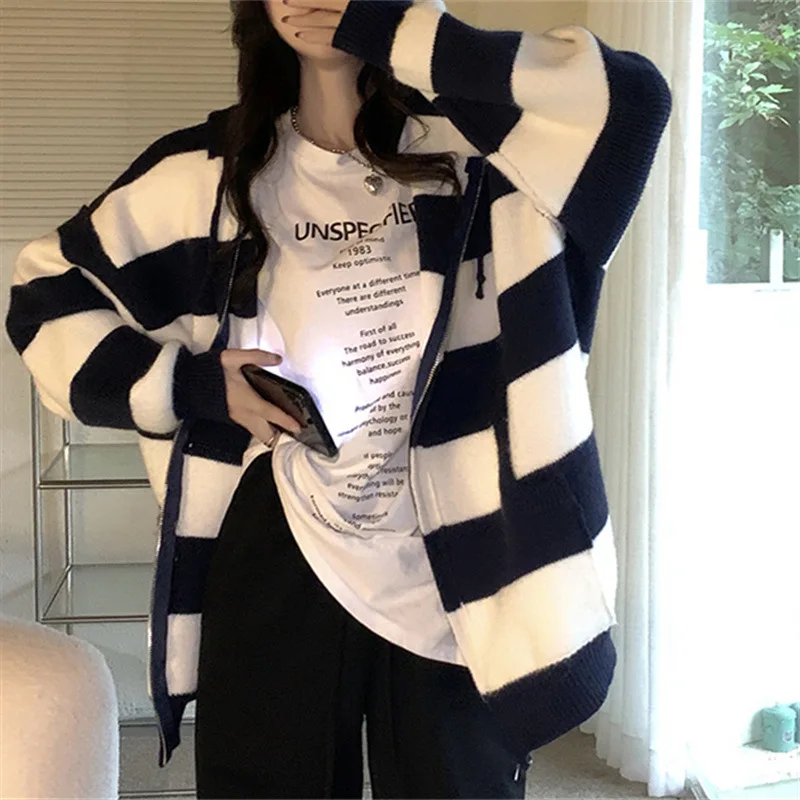

Double ended zippered knit sweater women's autumn and winter new striped slim hooded long-sleeved top trend