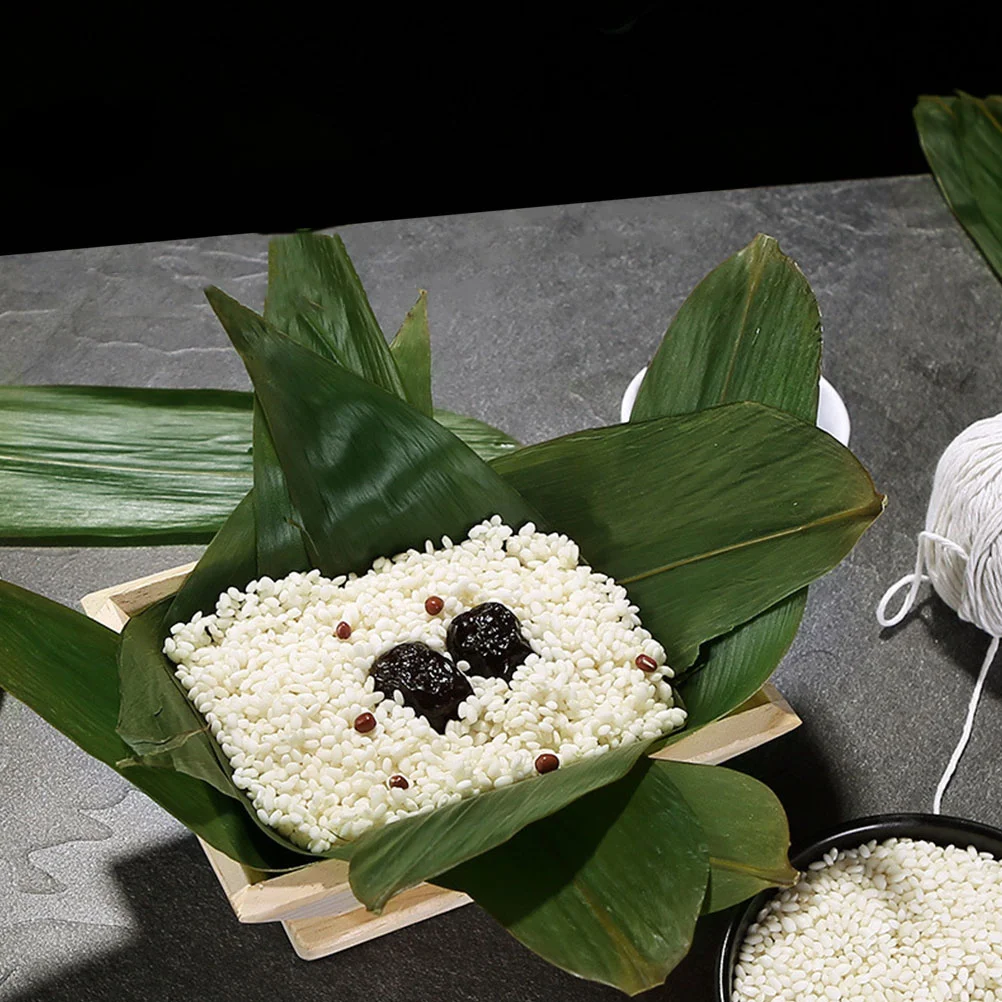 

1Pc Rice Dumpling DIY Tool Wood Quadrangular Rice Ball Mould Kitchen Accessory