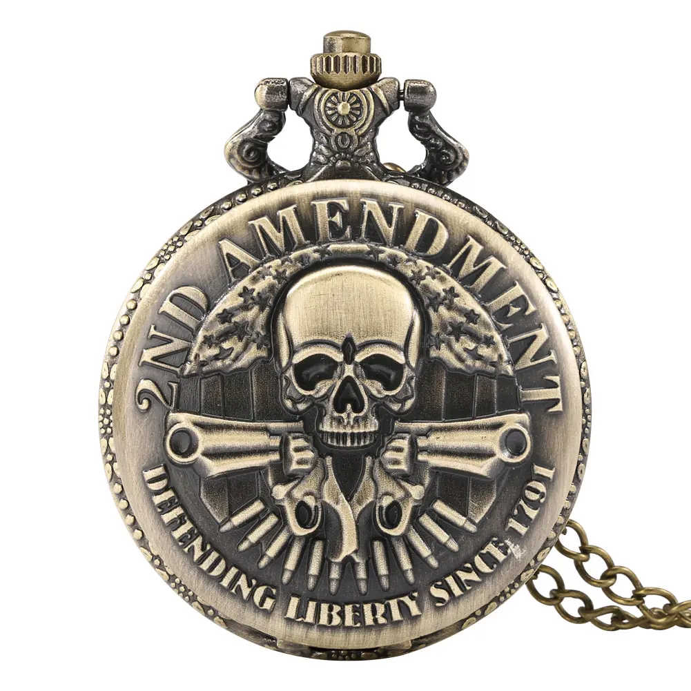 

Personalized Men Women Retro Bronze Pocket Watch with Chain Skull Double Gun Pattern Unisex Couple Watches Valentine's Day Gift