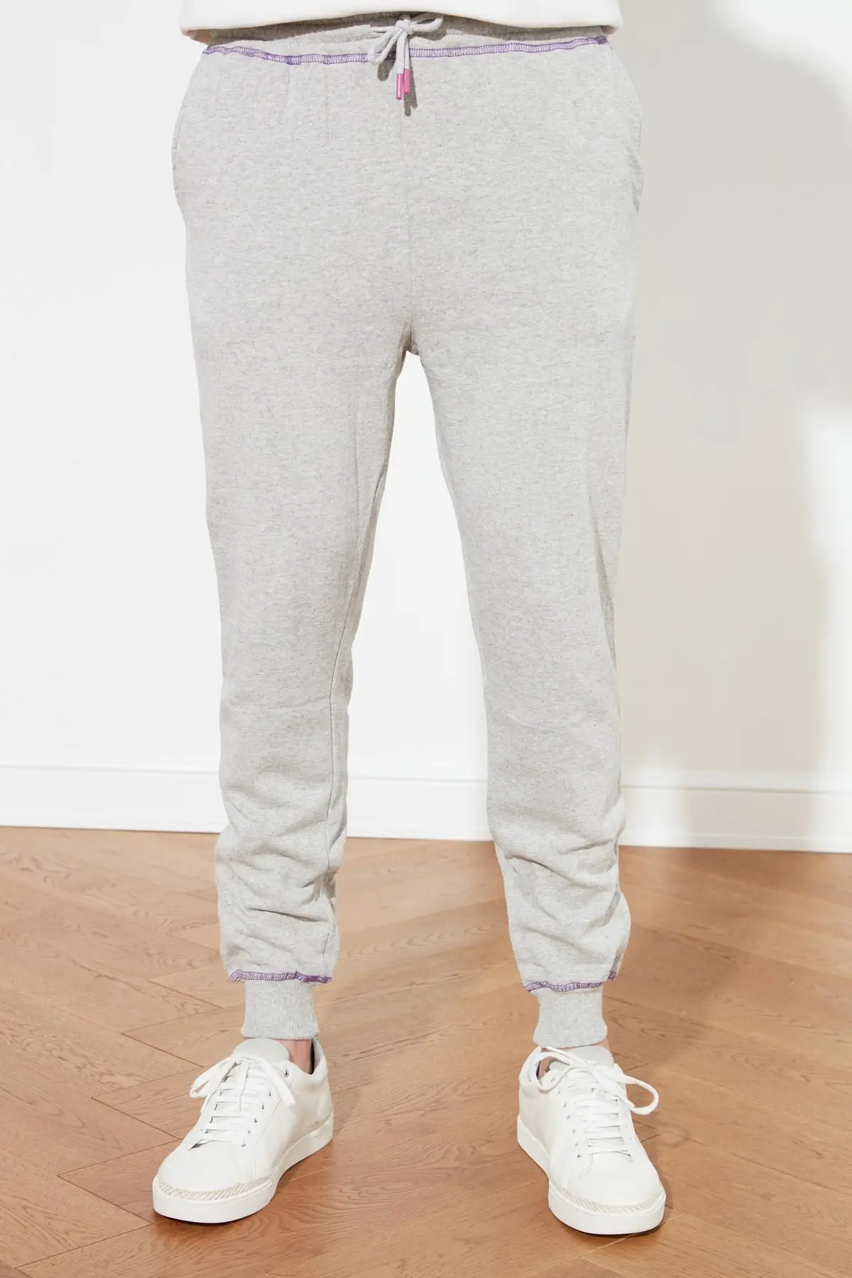 

Trendyol Male Sweatpants TMNAW21EA0441