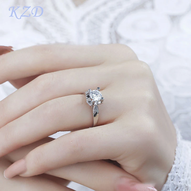

KZD S925 Silver Inlaid Moissanite Classic Diamond Ring Girlfriend Proposal Birthday Anniversary Surprise Gift