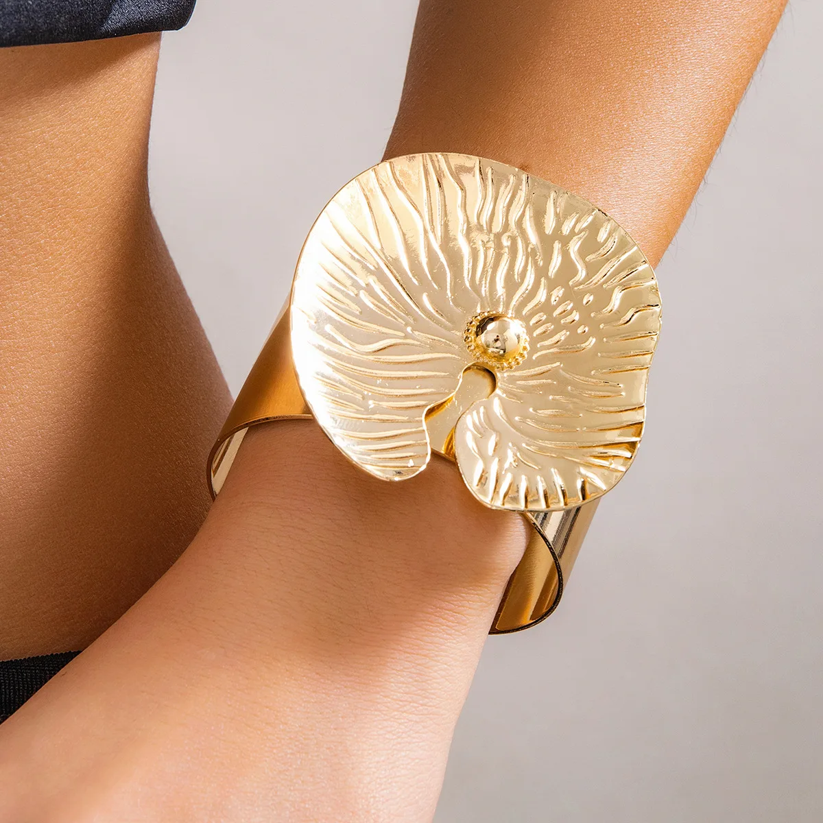 Металлическое ожерелье в стиле панк Cyberpunk винтажный браслет серьги форме лотоса