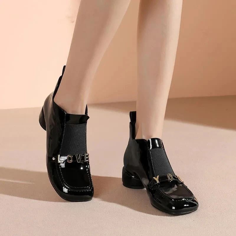 

Women Spring Boots Loafers Casual Leather Fashion Flat Non-slip Warm Thick-soled 2022 Shoes The New Listing