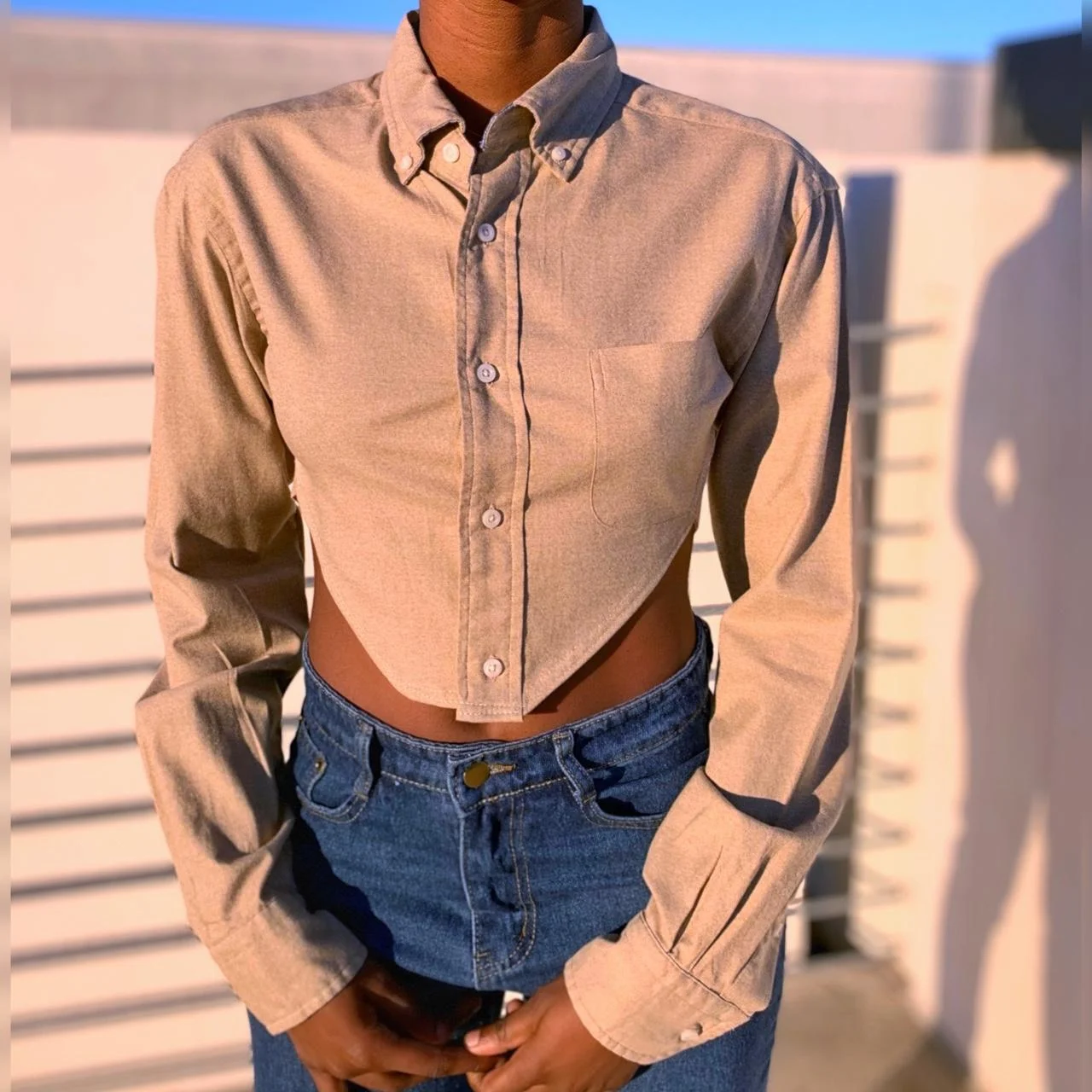 

Женская рубашка на пуговицах FUFUCAILLM, укороченные топы с открытой спиной и воротником с лацканами, рубашки с длинным рукавом, осенняя модная уличная одежда