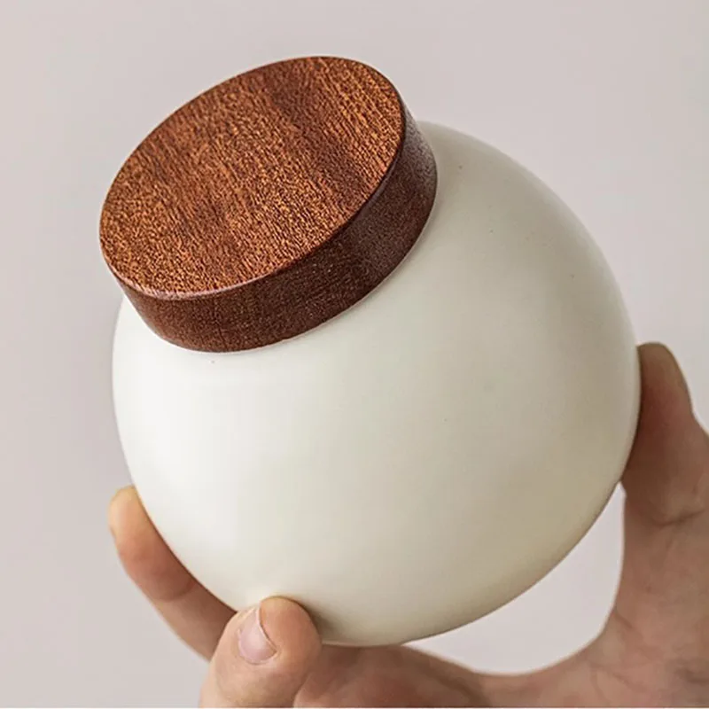 Европейский белый керамический ящик для хранения банка конфет в японском стиле