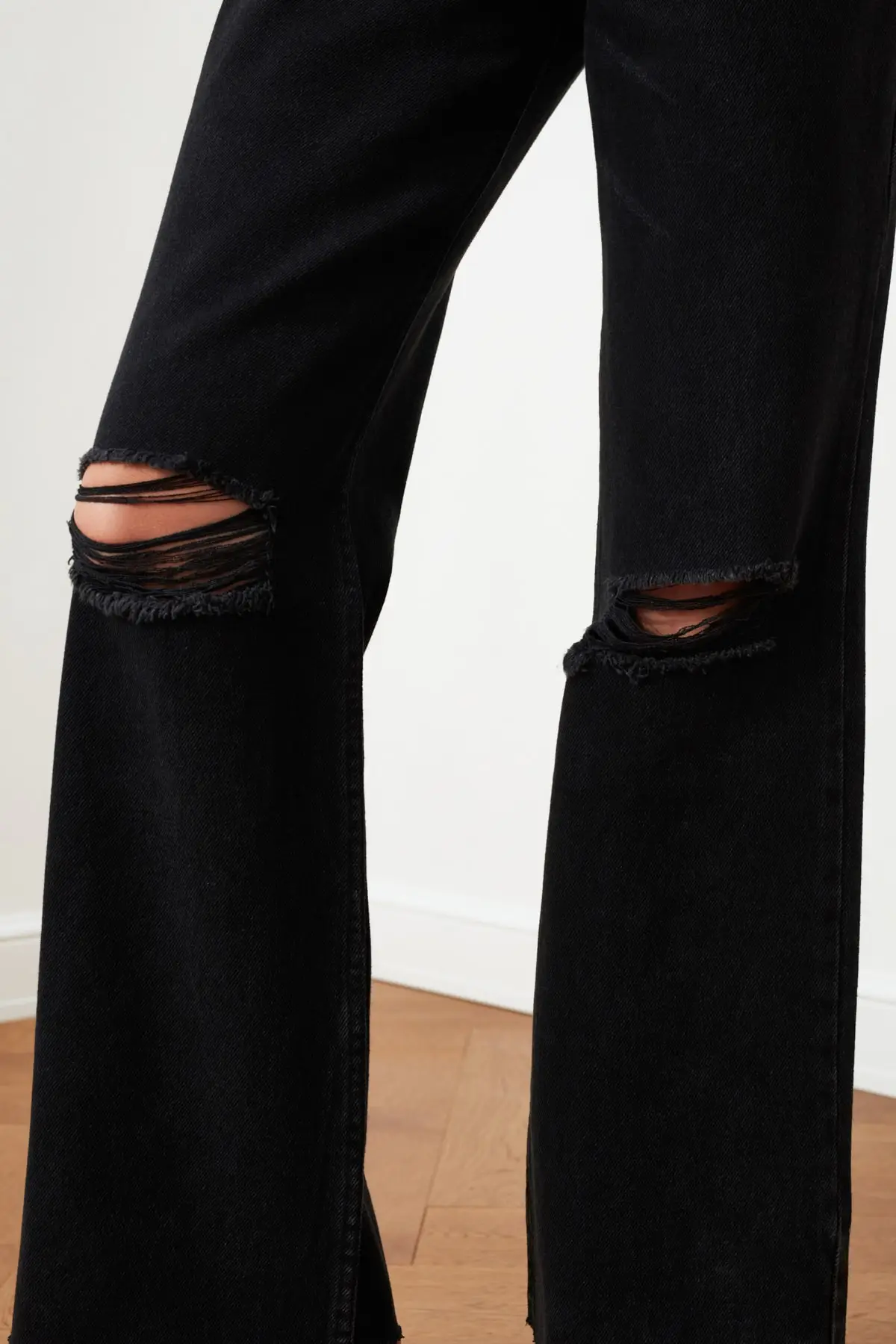 

Black Tears Advanced High Waist Wide Leg Jeans Women Jeans 2021 Fashion