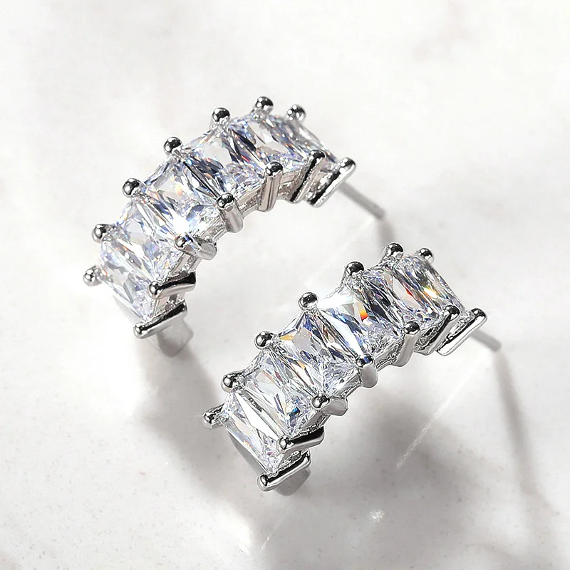 

Uring 2021 Trendy Stud Earrings for Women Brilliant Rectangle Cubic Zirconia Korean Fashion Jewelry High Quality Drop Shipping
