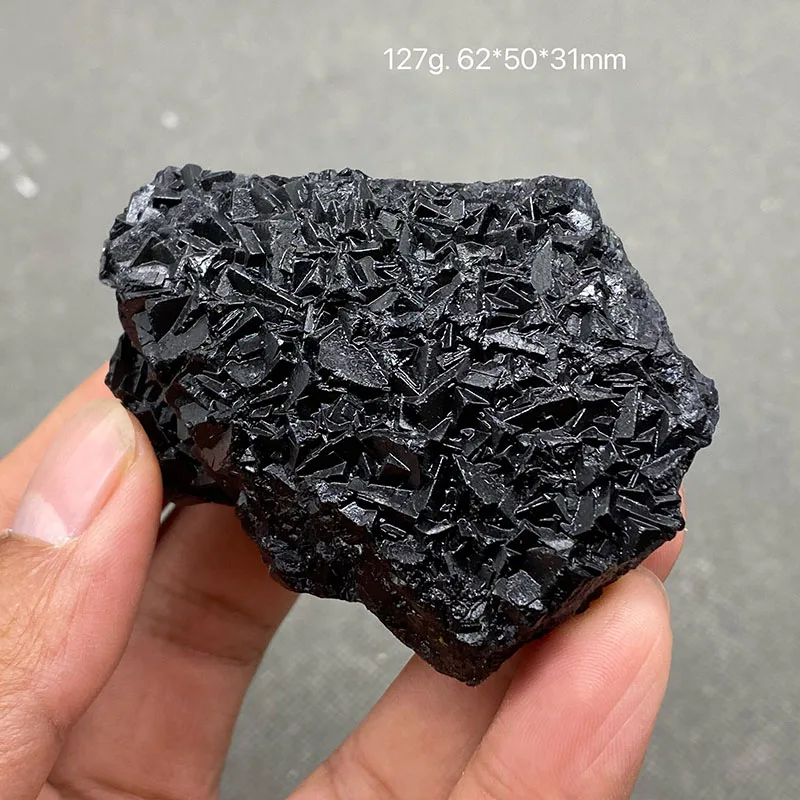 

Подвеска TEGSTGKW из черного флюорита