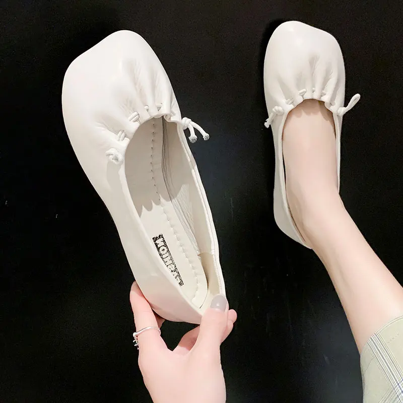 

Retro Woman Shoes Soft Casual Female Sneakers Square Toe Shallow Mouth Flats All-Match Summer New Nurse Dress Grandma Rubber Sli