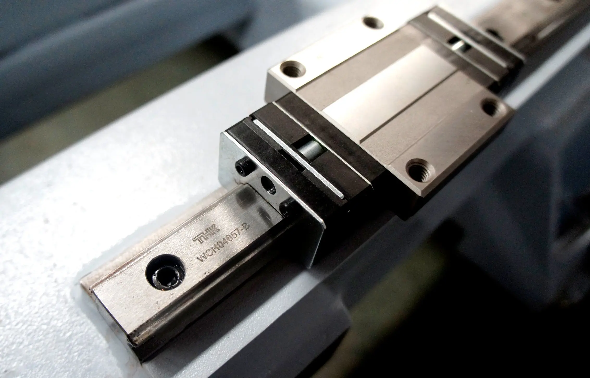 Maxicam МДФ акриловая фанера с двумя рабочими зонами гнездовой/канавочный