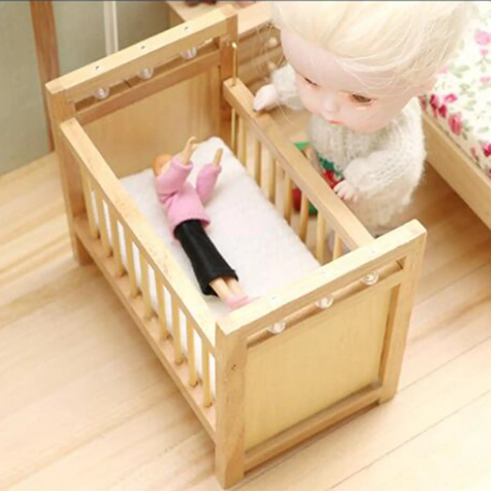 

1:12 Crib Play Toy Life Scene Doll Wooden Bedroom