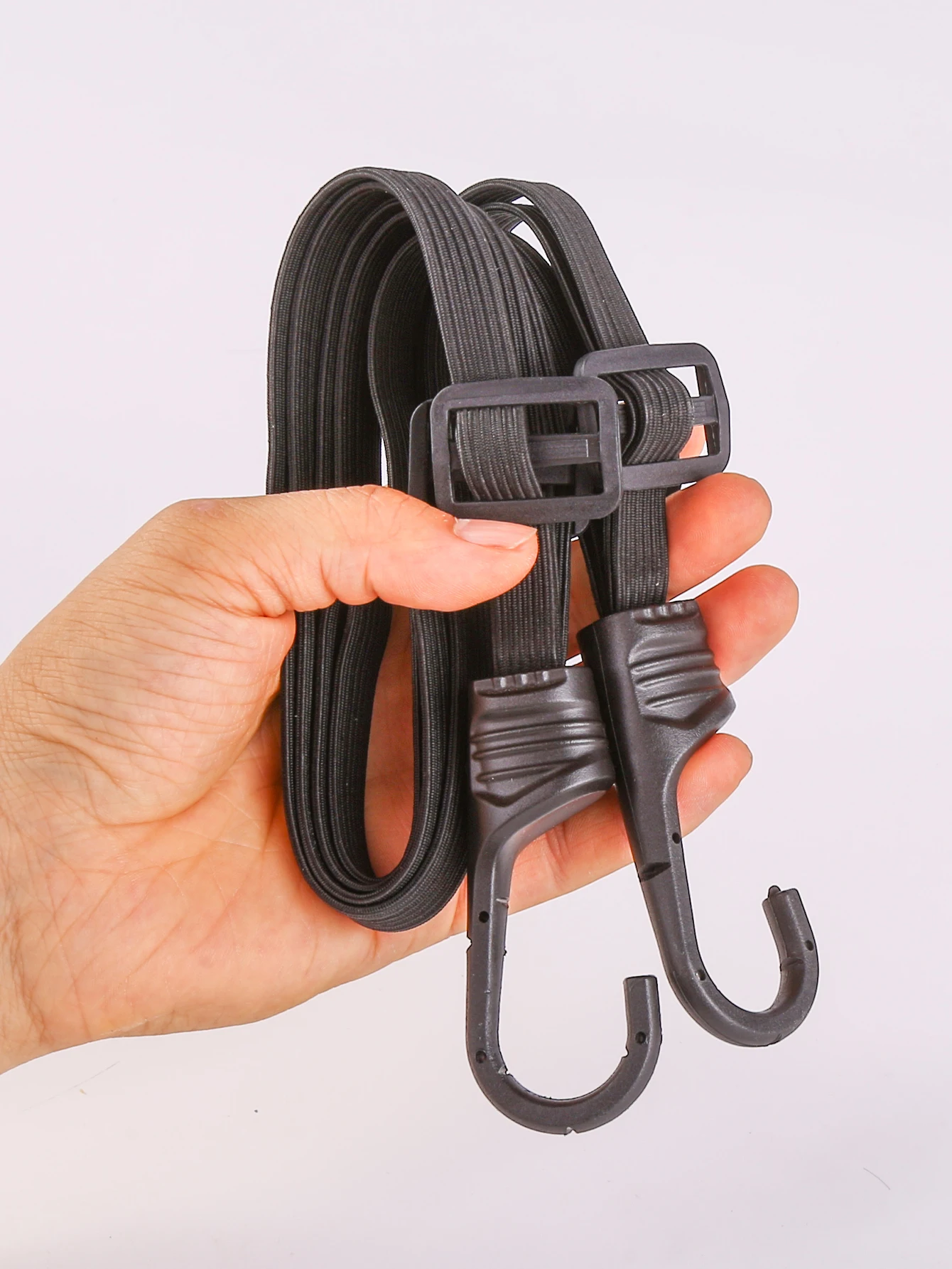 Длинная черная эластичная веревка 60 см. Сочетание из 4 эластичных узлов с