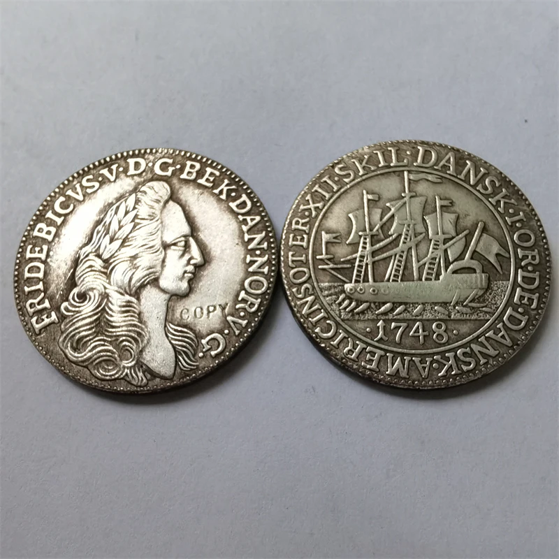 

Копировальная серебрянная монета 1748 Датская Западная Индия 12 скеллингов-Фредерик V