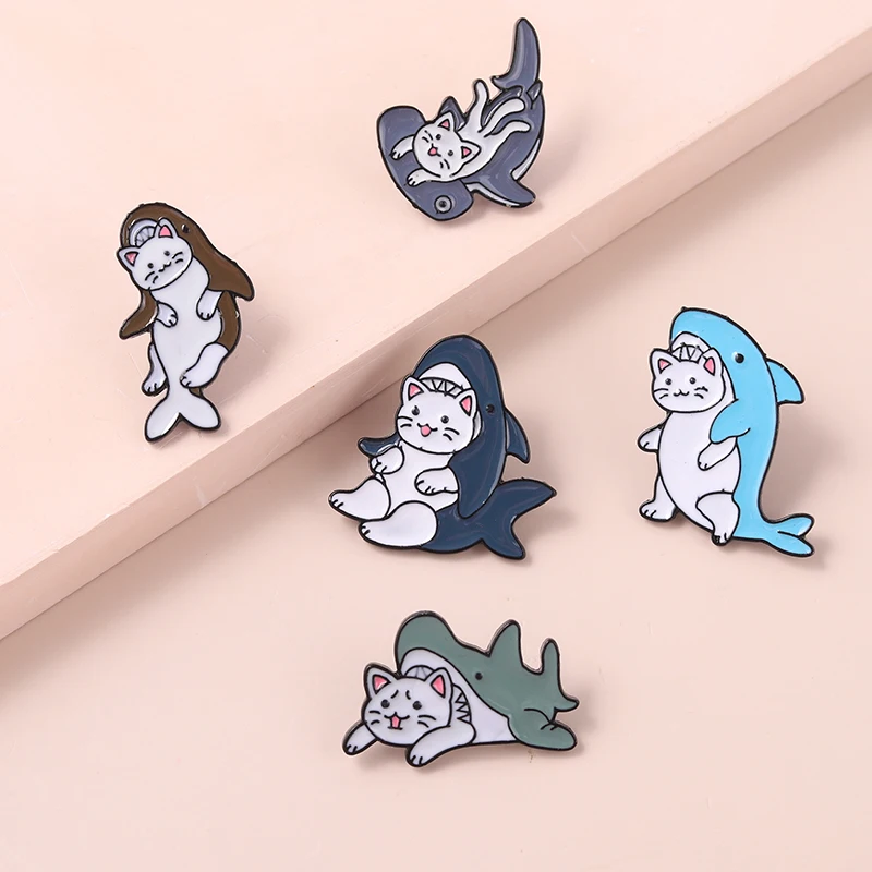 

Undersea Whale Cat Enamel Pin Animal Fish Friends Series for Women Girl Jewelry Gift Metal Badge Hat Lapel Clothes Fashion