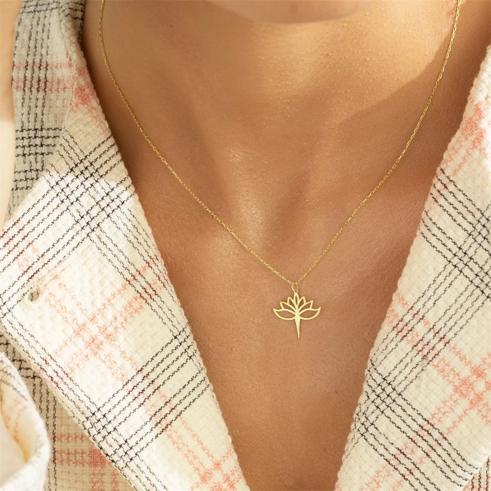 

Stainless Steel Necklaces Lotus Flower Pendant Gold Color Choker Chain Fashion Jewelry for Women Leisure Party Friend Gift