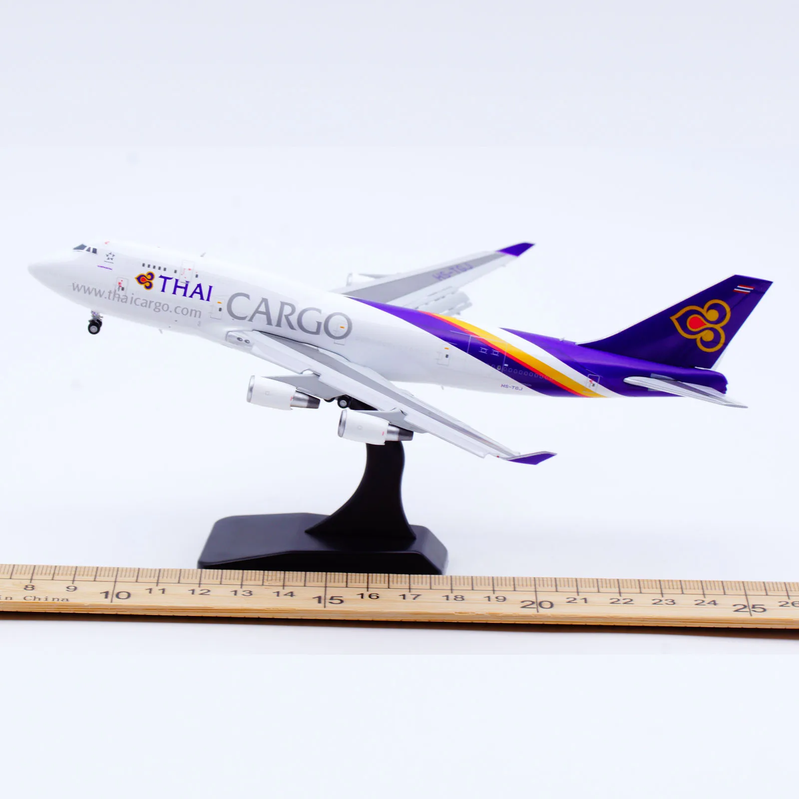 Коллекционная модель самолета из сплава XX40017A модели 1:400 тайского грузового Боинг