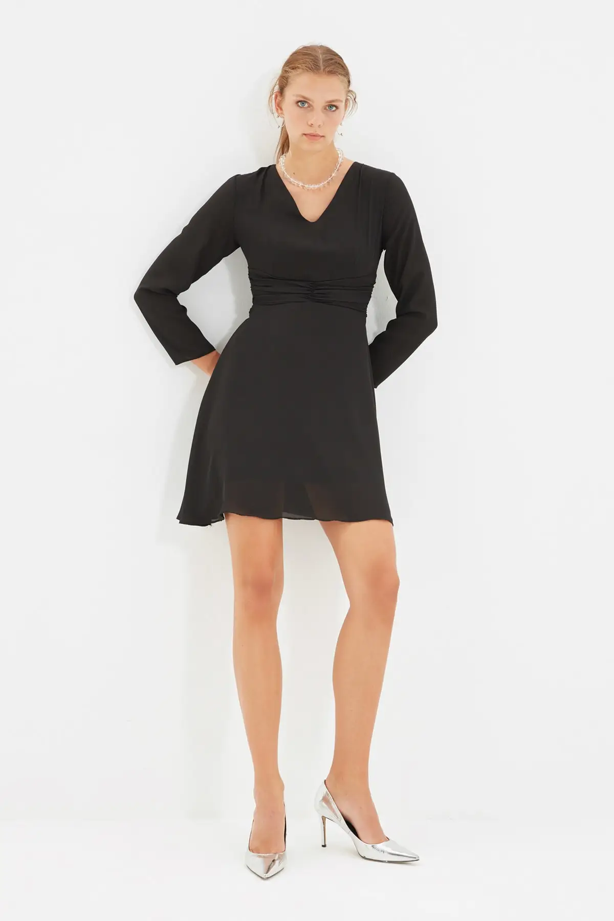 

Trendyol Waist Detail Dress TWOAW22EL1818
