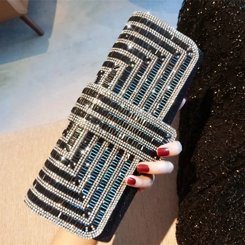

Women's Clutch Bags Brands Replica 2022 Small Rhinestone Bling Mature Fashion Designer Party Wedding Evening Purses For Ladies