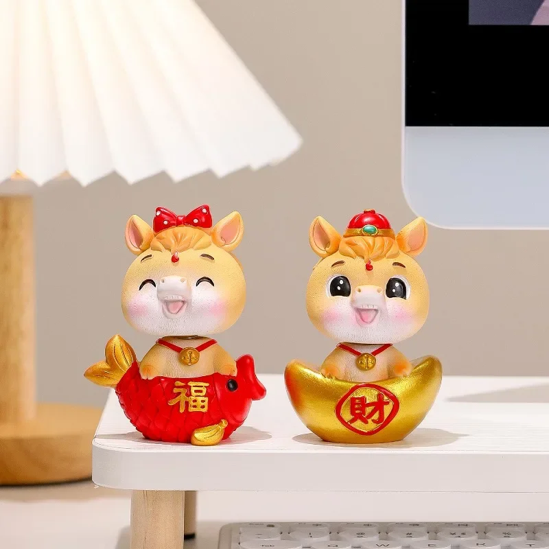 

Миниатюрная фигурка лошади из смолы