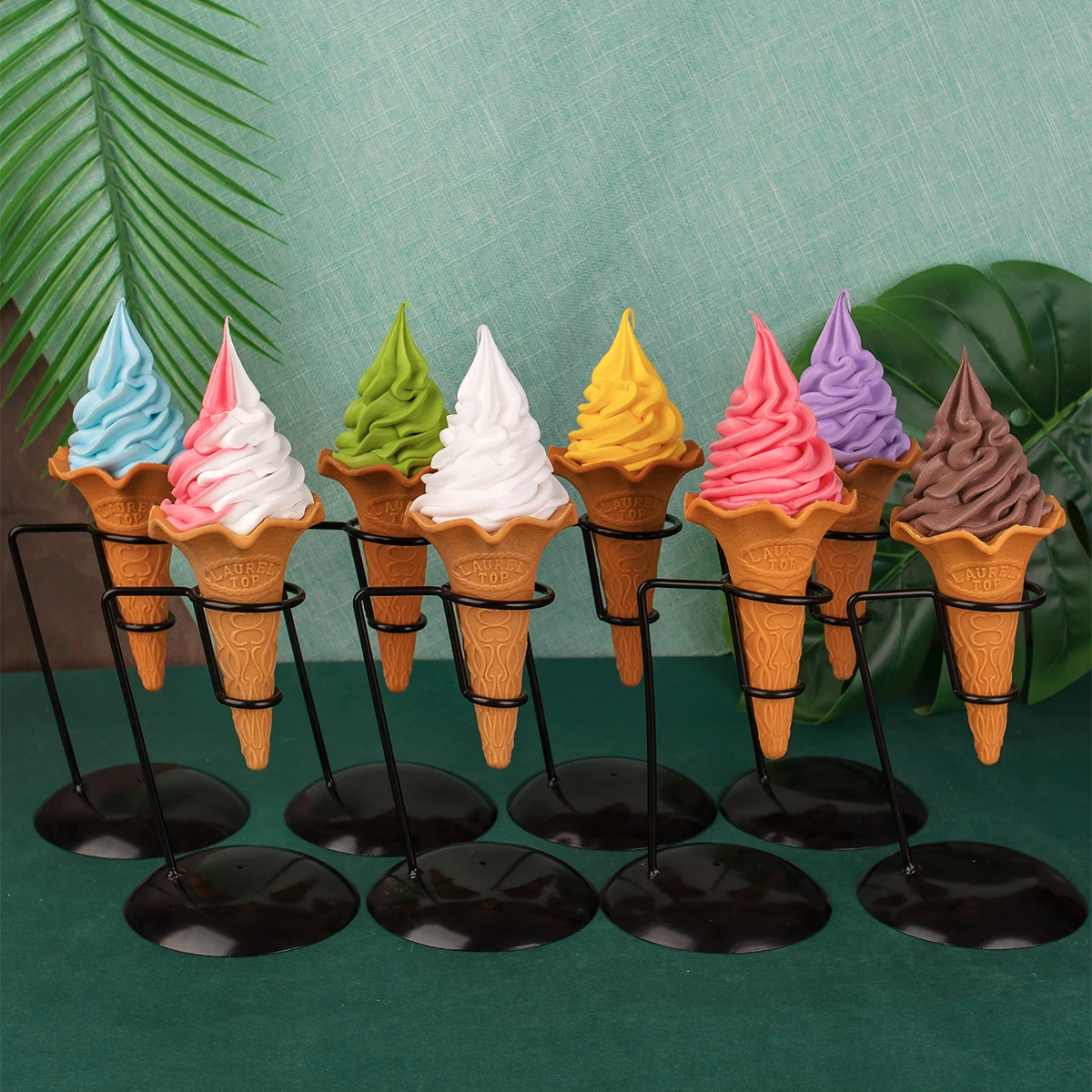 В Япония Хоккайдо витрина для мороженого реквизит вафельная корзина мягкая