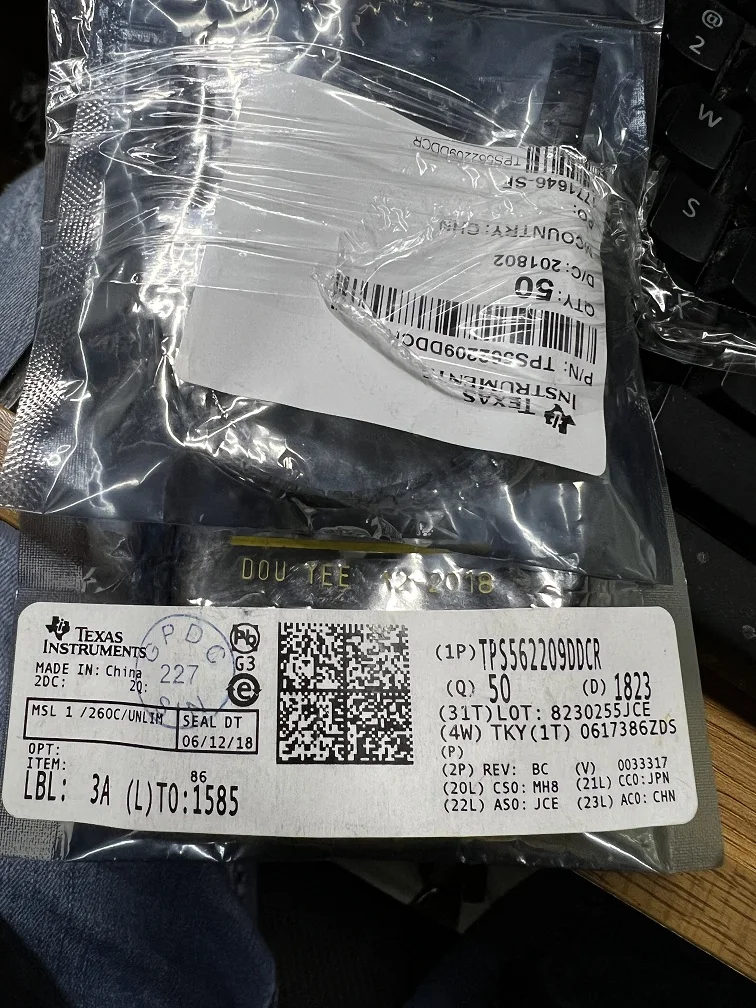 

Бесплатная доставка TPS562209DDCR SOT23-6 10 шт.