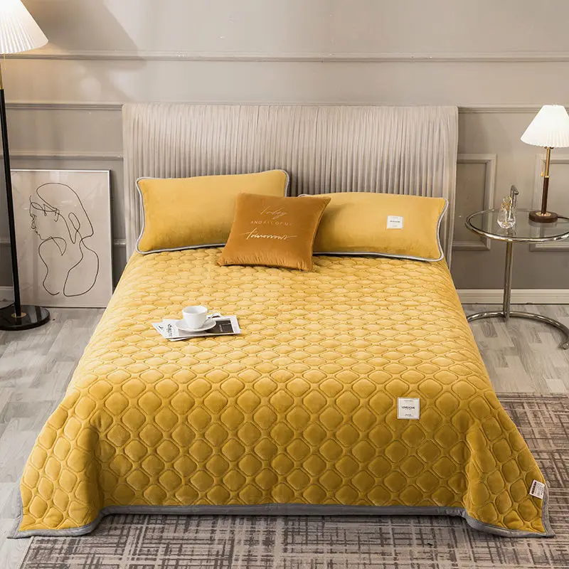 

Soft Milk Velvet Bed Cover Quilted Bed Sheet With Blanket, Bed Sheet, Winter Bed Sheet, Sofa Cover, Bed And Bedroom Decoration