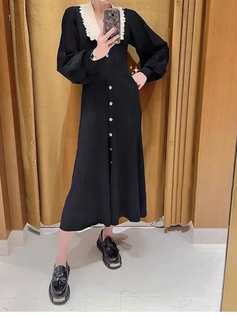 

Women Peter Pan Collar Hollow Out Decoration Single Breasted Knitted Midi Dress