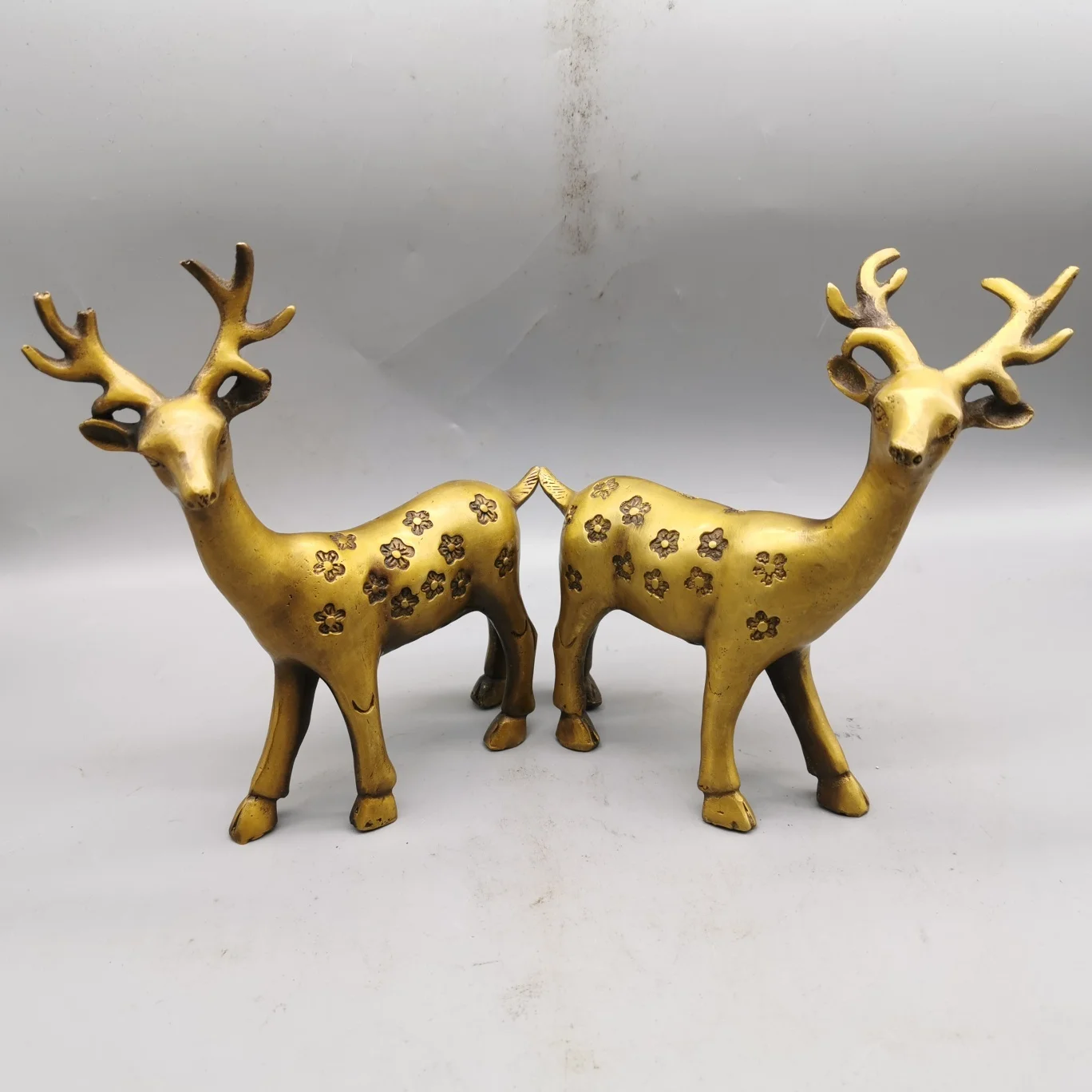 

2 Pack Elk Statue Reindeer Ornament Statue Brass Sika Deer Sculpture Living Room Home Decor Nordic Christmas Tabletop Ornaments