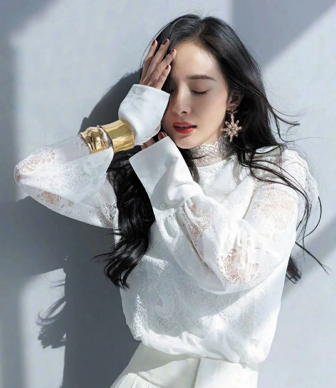 Женские серьги в стиле CHANEL надписью стразы серьги-гвоздики висячие Ювелирные