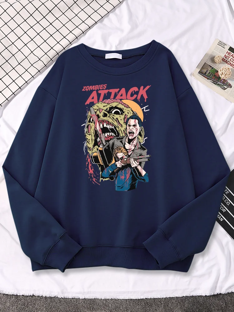 

Женский пуловер с капюшоном и принтом «зомби»