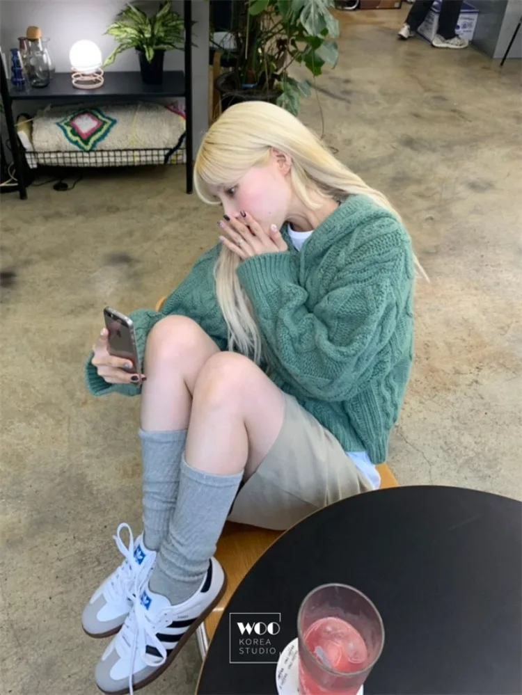 Однотонный винтажный свитер Korobov нишевой кардиган Свободный с завязками и