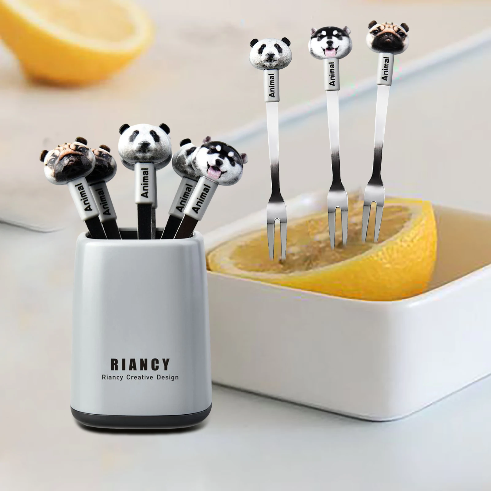

Cute Animal Fruit Fork Mini Cartoon Children Snack Cake Dessert Food Fruit Pick Toothpick Lunch Box Bento Decor Party Supplies