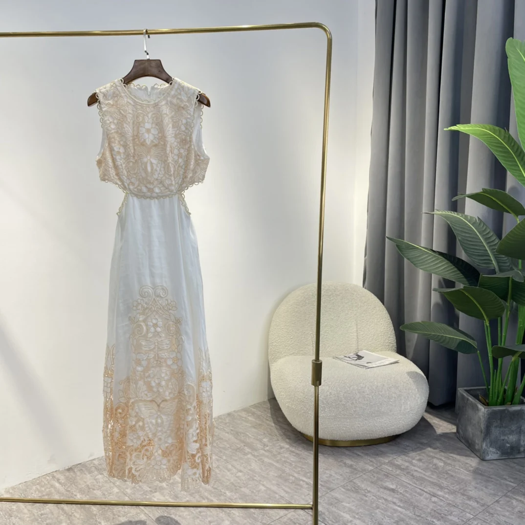 

2022 Vintage Embroidered Waist Cut Out Sleeveless Maxi French Patchwork Lace Crew Neck Linen Midi Dress