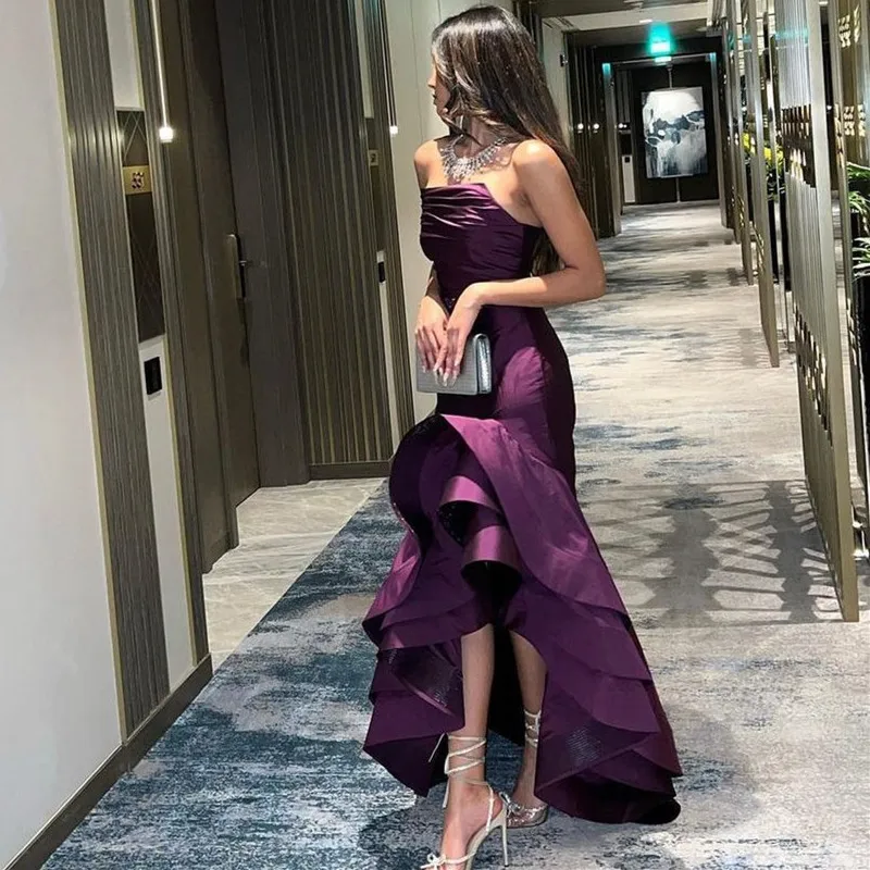 

Grape Purple Tiered High Low Mermaid Prom Dresses Strapless Ruched Beaded Sash Women Wear Sleeveless Evening Party Formal Gowns