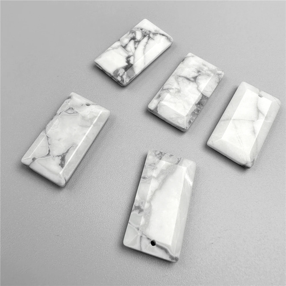 Прямоугольная форма из лабрадорита 13×25 мм