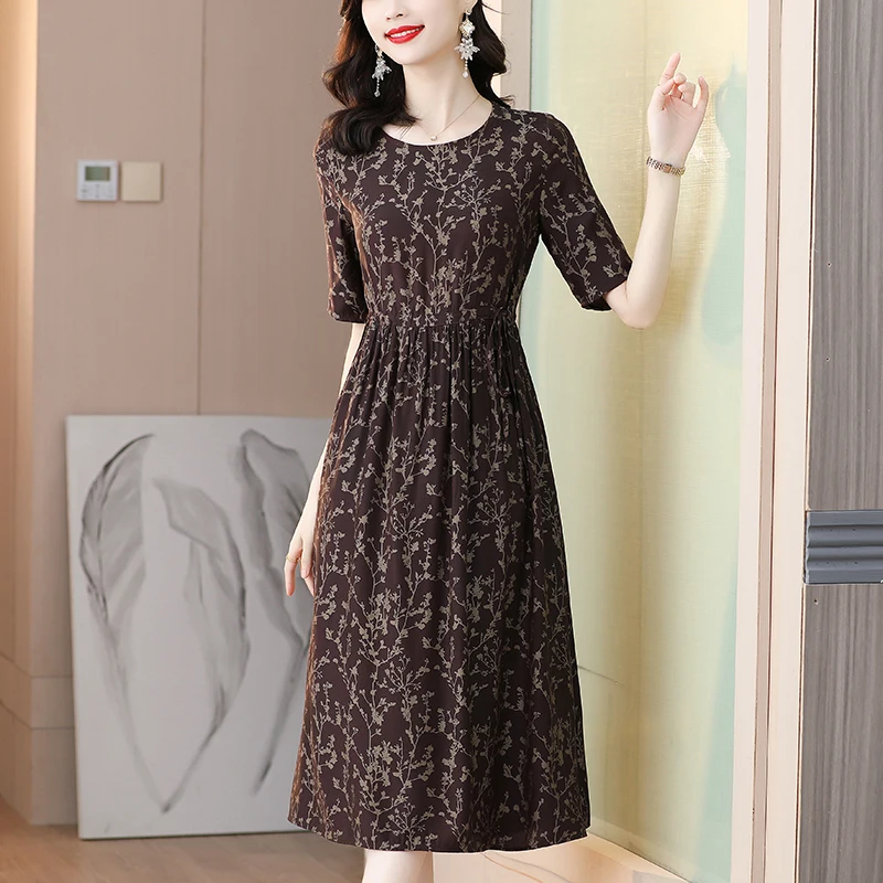 

Summer Printed Half Sleeve Silk Dress For Women 2022 New Fashion, Elegant And Loose Q neck Holiday Casual Beach Style Dress