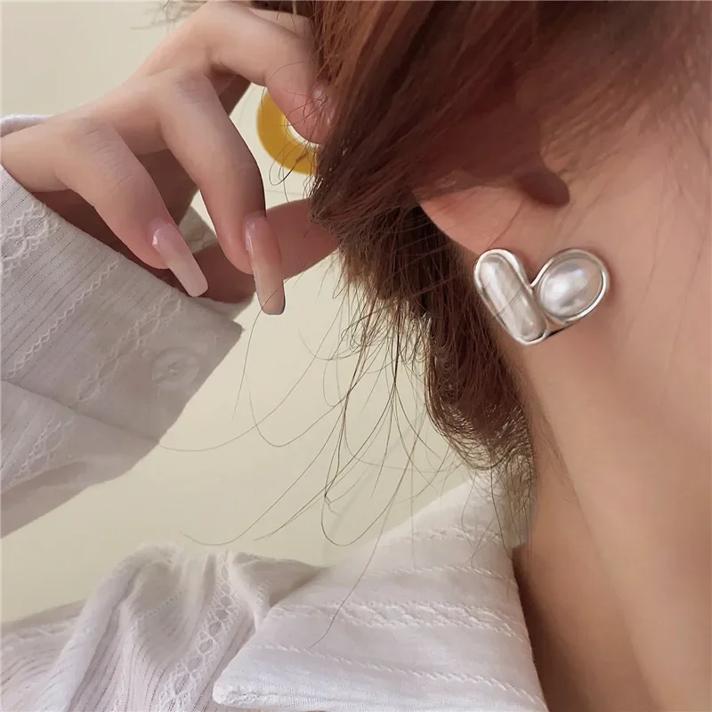 Французские винтажные металлические серьги с жемчугом легкие роскошные модные