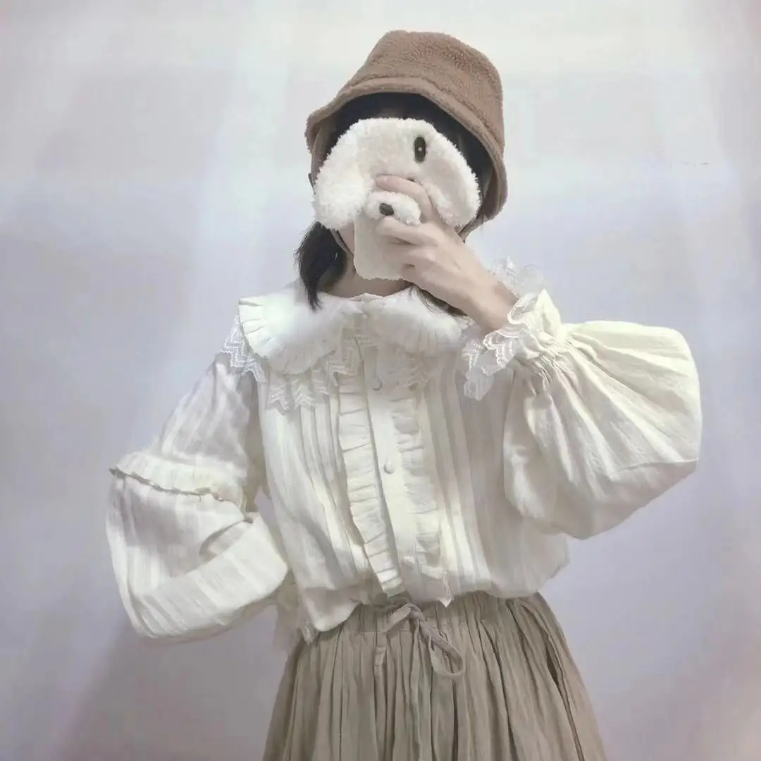 

Осенняя винтажная кружевная блузка с оборками, Элегантная черная рубашка с бантом на воротнике и пуговицами, милая Рубашка В Стиле Лолита с ...