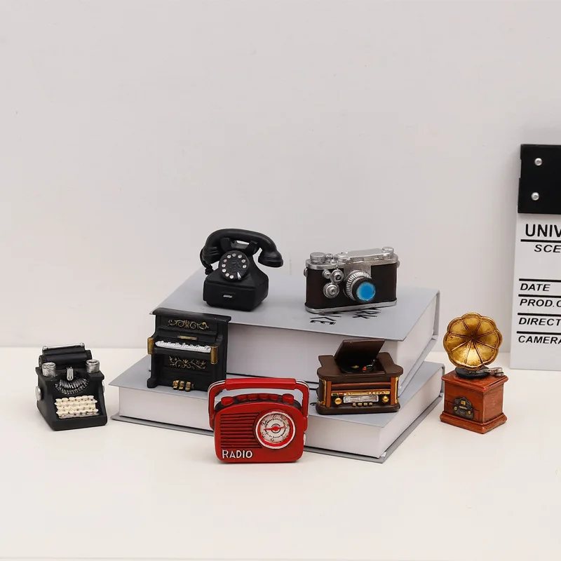 

Creative MINI Retro Radio Pianos Cameras Telephone Model Antique Imitation Nostalgia Wireless Ornament Craft Bar Home Decor Gift