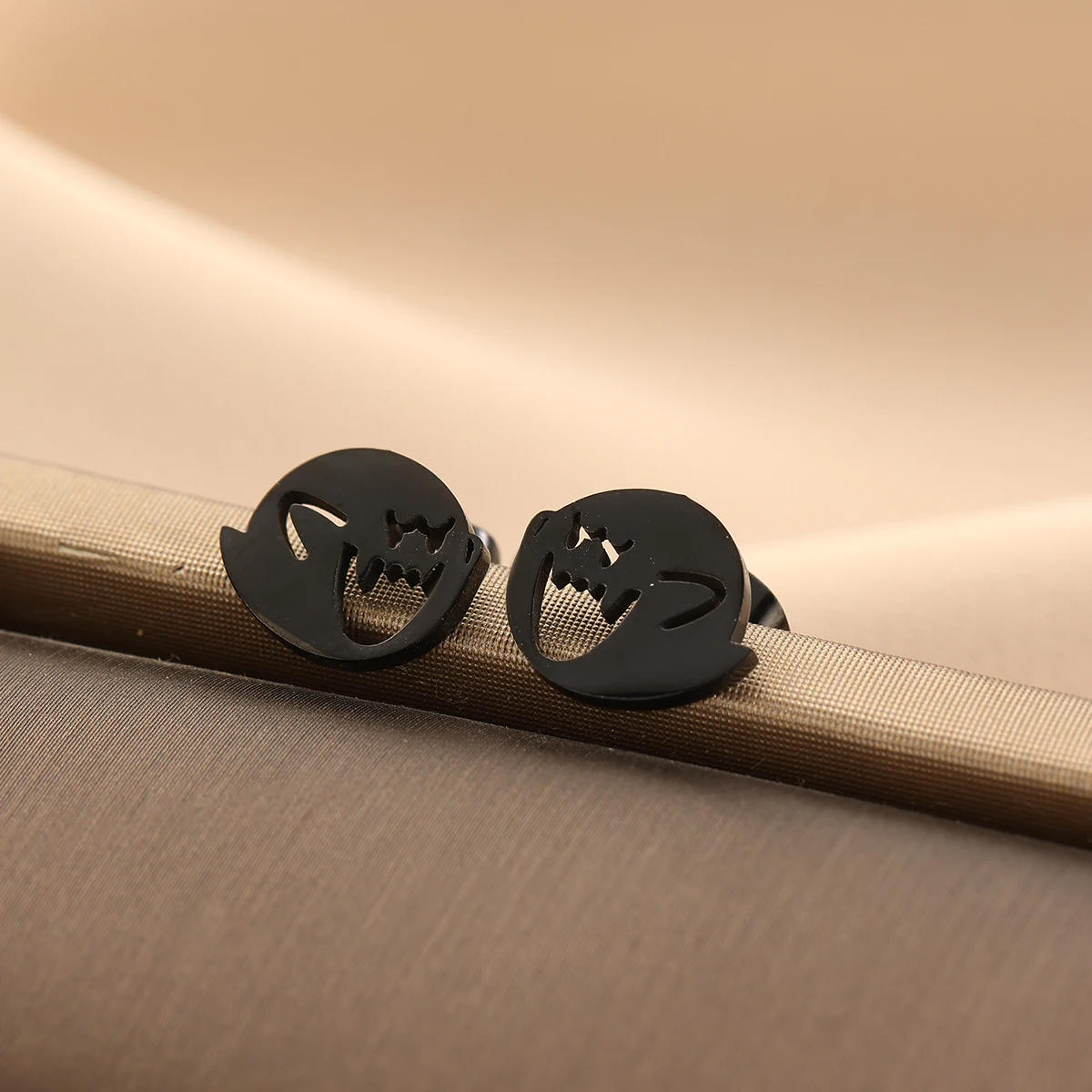 НОВЫЕ геометрические аксессуары для женщин и девушек минималистичные монстры