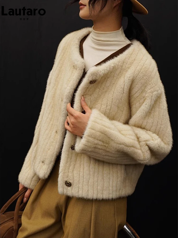 

Lautaro Autumn Winter Short Soft Thick Warm Hairy Striped Faux Mink Fur Coat Women O Neck Luxury Elegant Chic Fluffy Jacket 2023