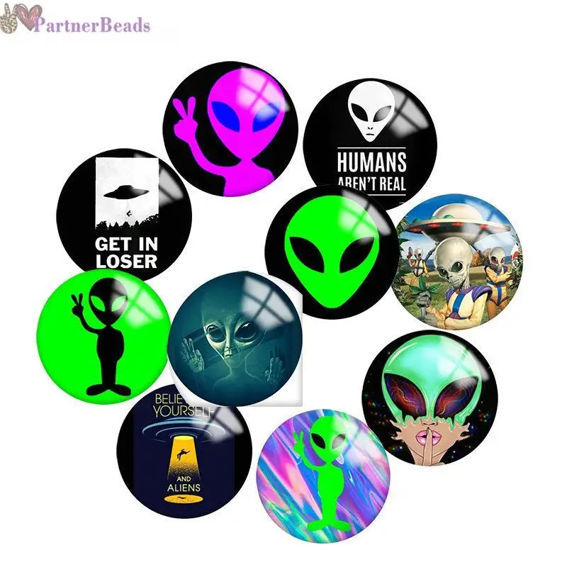 

Alien Round Photo Glass Cabochon Demo Flat Back Making Findings 20mm Snap Button N4321