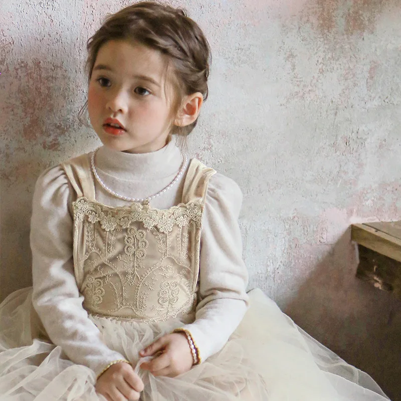 

Hoodies Winter Korea Childrens Clothing Girl Half High Collar Puff Sleeve Long Sleeved Undershirt Sweatshirts Soild Pleated