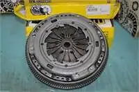 

417001610 комплект внутренней отделки волана + клатч A1 A3 CORDOBA IBIZA LEON TOLEDO GOLF IV BORA POLO FABIA OCTAVIA ROOMSTER