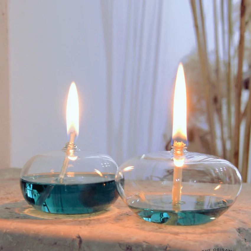 

Стеклянная настольная лампа