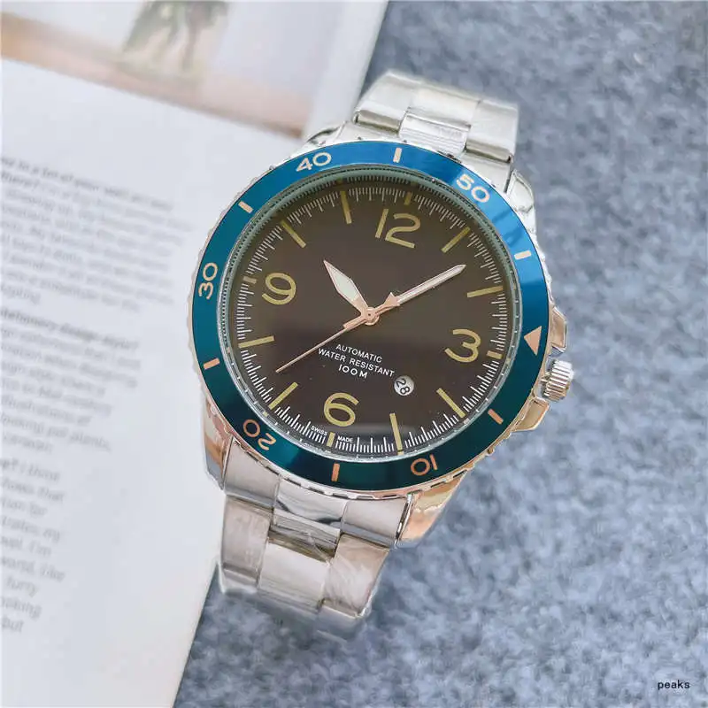 

Часы наручные мужские/женские с большим циферблатом и стальным ремешком